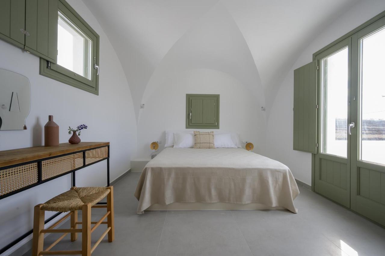 Oia Kissiri - Private Pool Villas Екстериор снимка