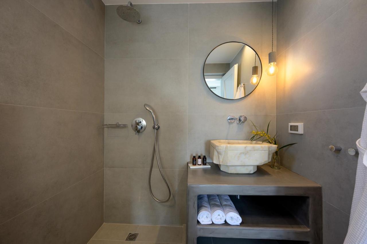 Oia Kissiri - Private Pool Villas Екстериор снимка