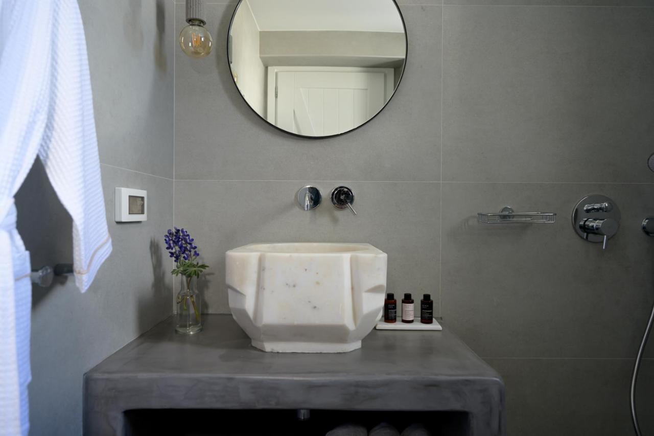 Oia Kissiri - Private Pool Villas Екстериор снимка
