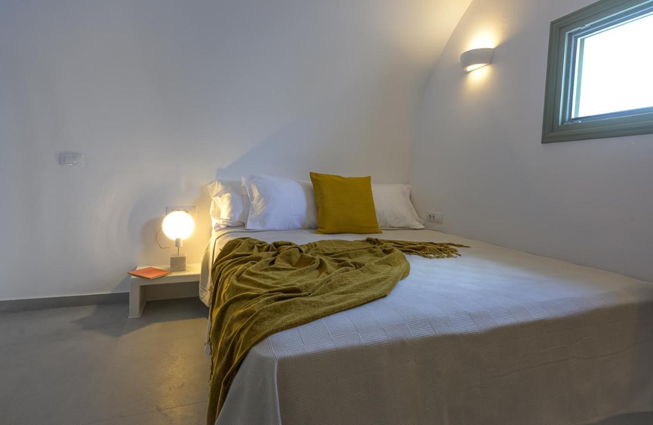 Oia Kissiri - Private Pool Villas Екстериор снимка