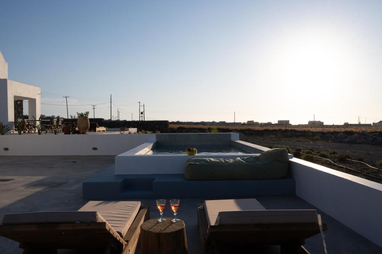 Oia Kissiri - Private Pool Villas Екстериор снимка