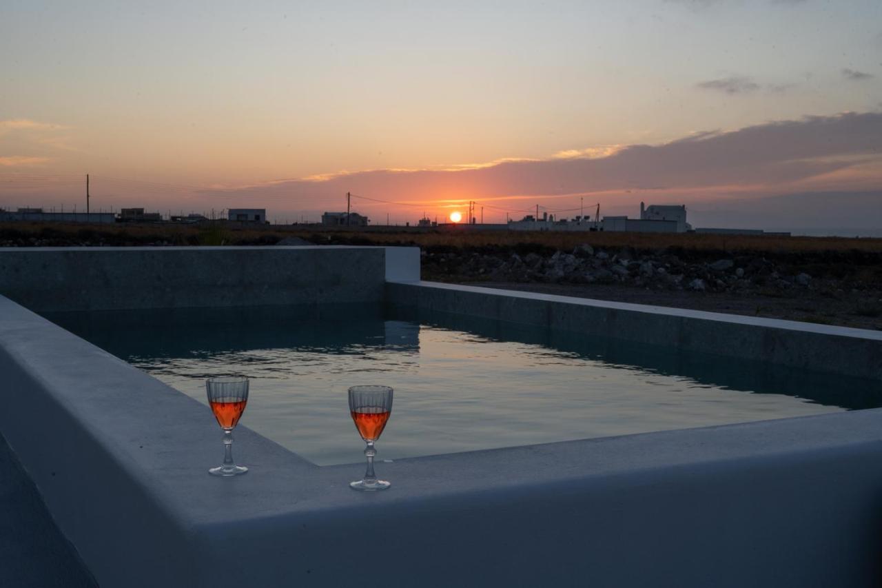 Oia Kissiri - Private Pool Villas Екстериор снимка